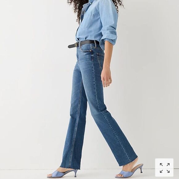 High-rise slim demi-boot jean in Pin Cherry wash - Picture 6 of 9